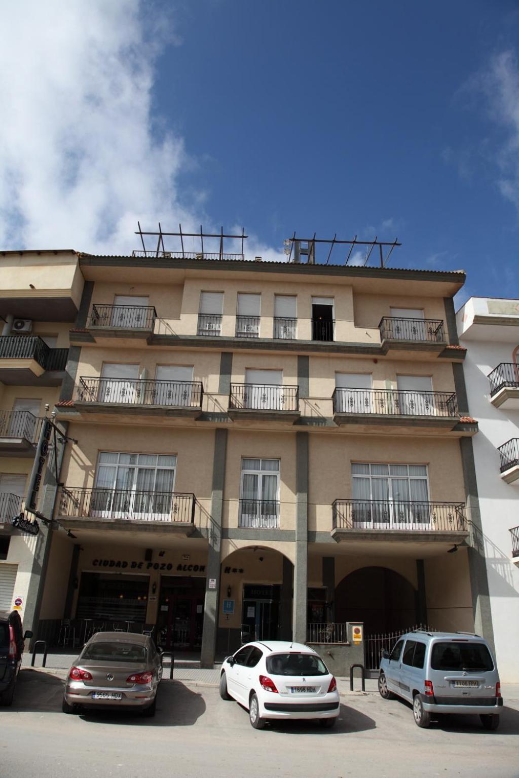 Hotel Ciudad Pozo Alcón المظهر الخارجي الصورة