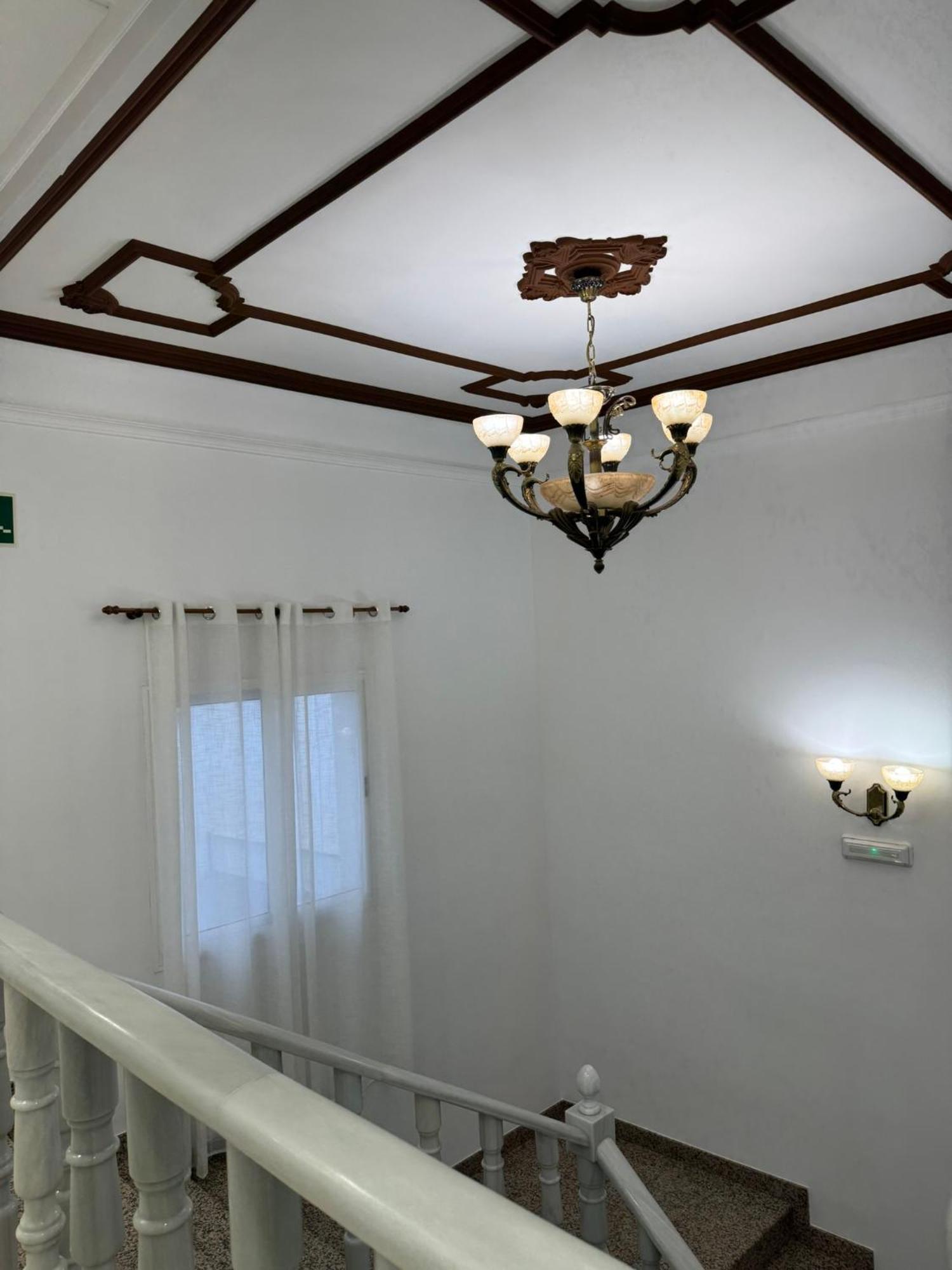 Hotel Ciudad Pozo Alcón المظهر الخارجي الصورة