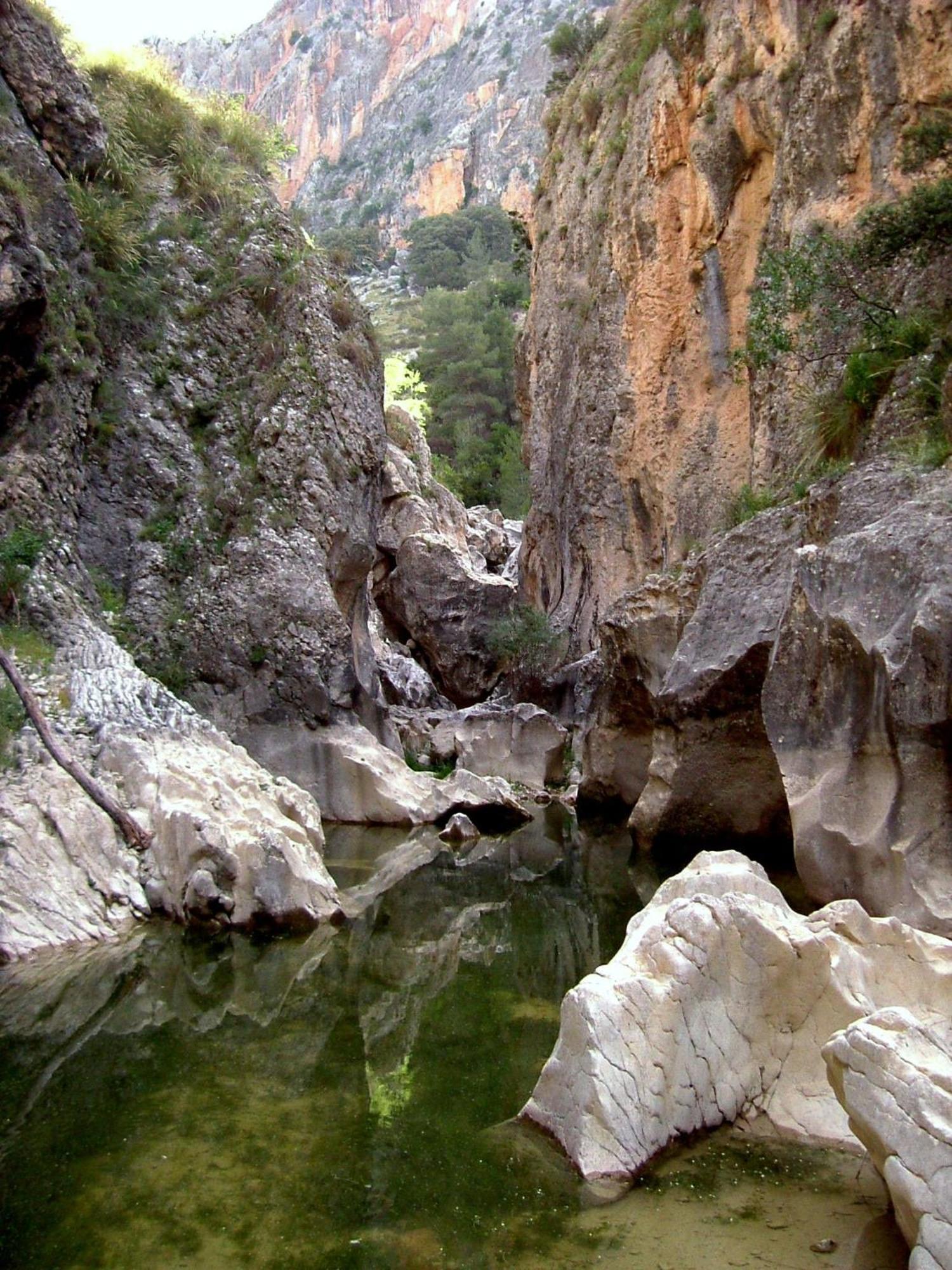 Hotel Ciudad Pozo Alcón المظهر الخارجي الصورة